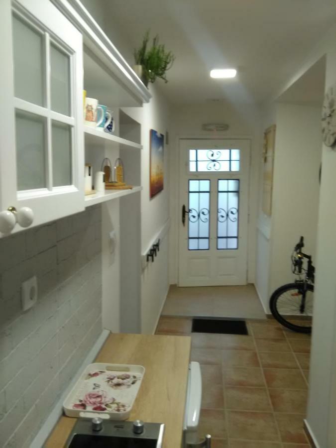 Bed&Bike Apartment Sremski Karlovci Exterior photo